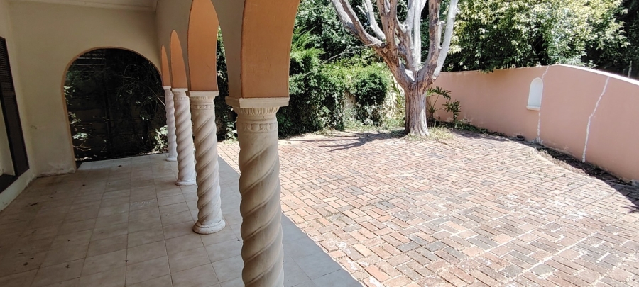 5 Bedroom Property for Sale in Flamwood North West